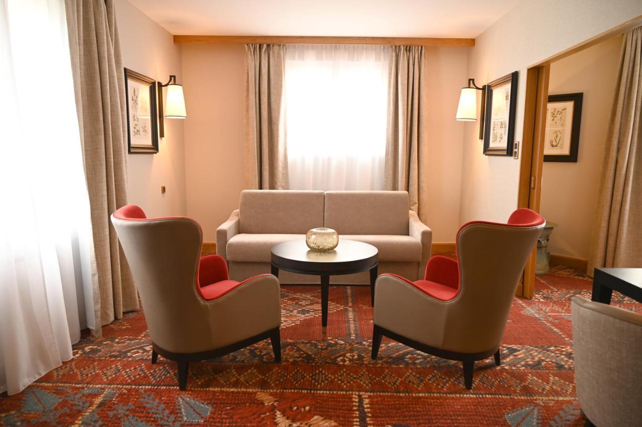 Hotel Le Rempart Tournus Eksteriør bilde